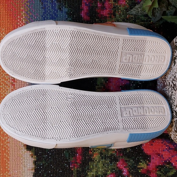 Womens Bluey & Bingo Court Sneakers - Picture 8 of 11